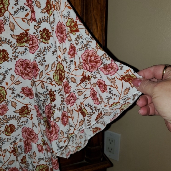 SHEIN Women's Floral Print Peplum Top - Picture 6 of 8